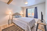 Kenai Home w/ Fireplace < 10 Mi to Big Eddy! - WiFi