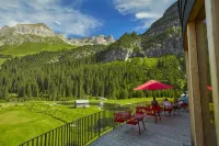 Hotel Appartement Roggal - Bergblick