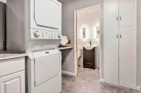 Updated Helena Condo - Walk to Downtown Spots - 3 estrellas