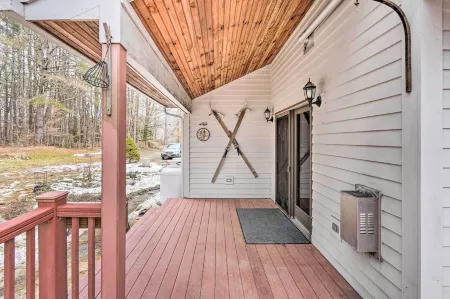 Berkshires Getaway < 1 Mi Skiing & Hiking!