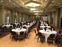 Divya Sutra Plaza and Conference Centre Calgary Airport - Cheap