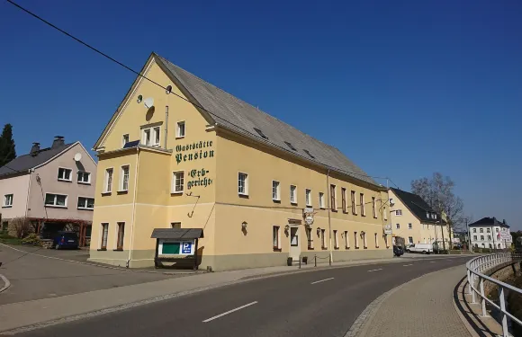 艾德利特餐廳旅館