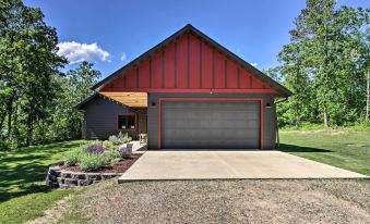 Modern Lakeside Chalet on Crow Wing Chain w/ Dock!