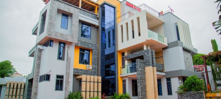โรงแรมอานินี โรงแรมในดาร์เอสซาลาม