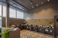 Grand Continent Mysore A Sarovar Portico Affiliate Hotel - breakfast