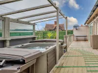 Garden Lodge
