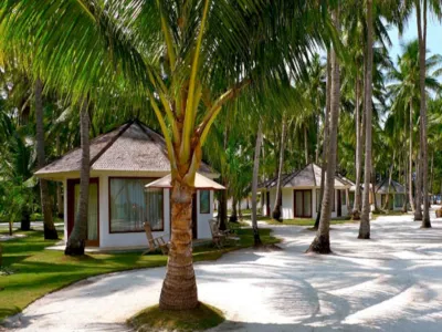 Kura Kura Resort Hotel dekat Masjid Agung Karimunjawa