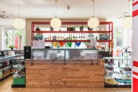 Hostel Link Отели в г. Ловран