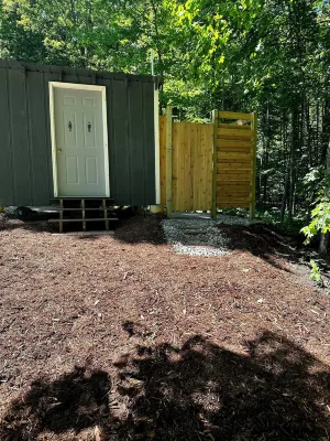 Luxury Yurt in charming Bellaire with Heat/AC