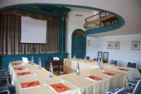Pousada Palacio de Queluz – Historic Hotel Hotels in Tapada de Vale de Lobos