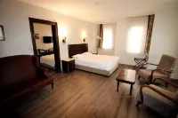 Montania Town Hotel Mudanya Hotels in Guzelyali Yali Mahallesi