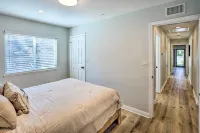 Sunny Orange County Abode w/ Fire Pit & Backyard! Hotels in Mission Viejo