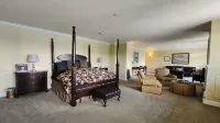 Lake Opechee Inn and Spa