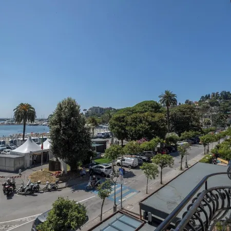 Hotel Riviera