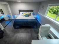 Stylish Remodeled 2BR Retreat - Near Seattle - Peaceful, Clean, & Modern Các khách sạn ở Shoreline