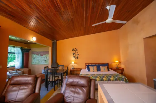 Lake Arenal Brewery & Resort Hotels in Nuevo Arenal
