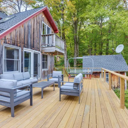 Storybook Stratton House 3 Mi to Mount Snow!
