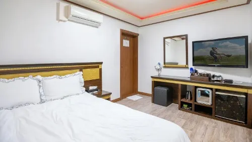 Geojedo Queen Motel Pension