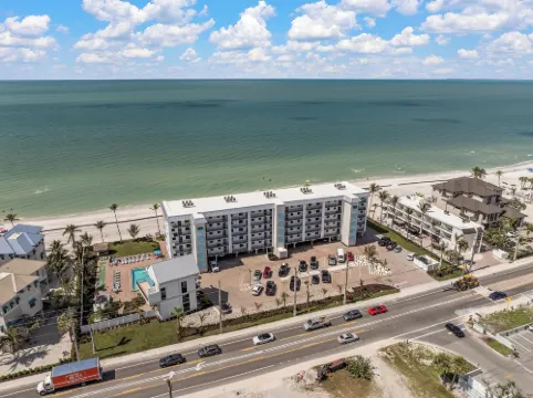 Seaside 303