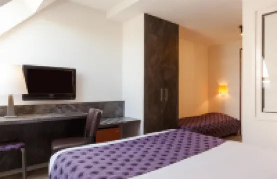 The Originals City Hôtel Castel Burgond Dijon Ouest Hotels near Lake Kir