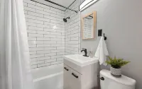 Modern 3 Bedroom Home in Beaverton