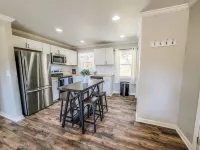 Serene Pine Tree Meadows Cottage w/ Stunning Views