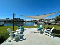 Fully Renovated, Direct Gulf Access w private doc just for you! Hotels in Hernando Beach