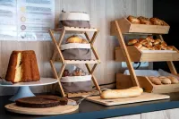 Nemea Appart Hotel Coliseum Amiens Centre - breakfast