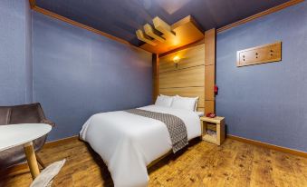 Cheongju Yeppeun Motel