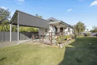 Modern 2 bedroom Unit in the beautiful Scenic Rim