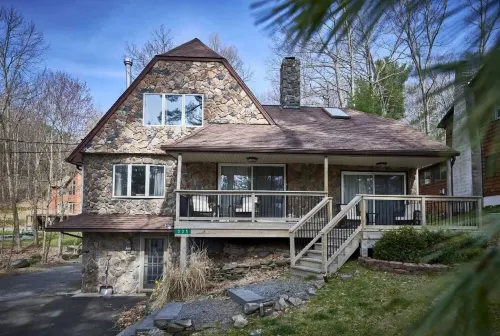 Fire Pit, Babbling Brook, Poker & Foosball at this 3br+ home