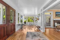 Spacious 6-bedroom house in brilliant Hawi with WiFi, fitness room فنادق في هاوي