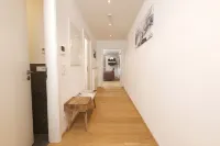 Central, south-facing terrace, mountain view, sauna, ski locker, free summer cable car