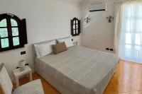 3-bedroom villa in wonderful Selva Piana-baia D'argento with AC, WiFi Hotels in Sabaudia