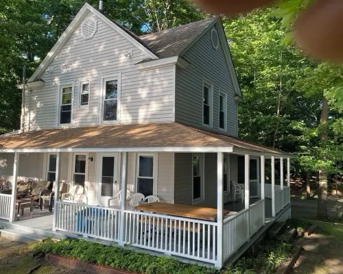 Angola on the Lake Beach Front House  4Br  Private Beach Wrap-Around Porches Hotels in Evans