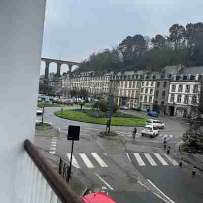 Le tiamo, studio in Morlaix with view of the port and viaduct Others