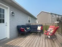 Cozy Family Home in the heart of Kensington.  Close to all amenities!