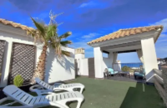 BEAUTIFUL PENTHOUSE IN FRONT OF THE SEA IN GARDENS OF N°VERA
