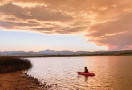 Updated 4 Bedroom Home Near Stunning Lake • Cozy Fire Pit • 40 Mins from RMNP