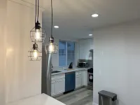 Charming 2-bedroom Arcadia townhome in brilliant Arcadia with WiFi, AC