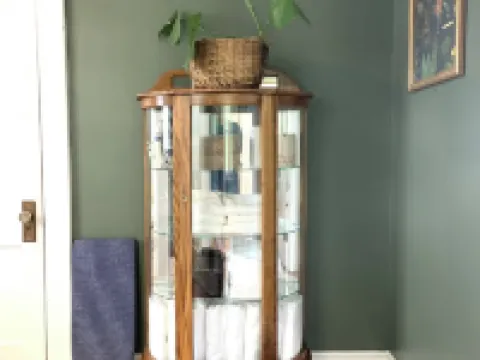 Cozy Cottage on Main. Halfway between the Ark and Creation Museum! Hotels in Walton