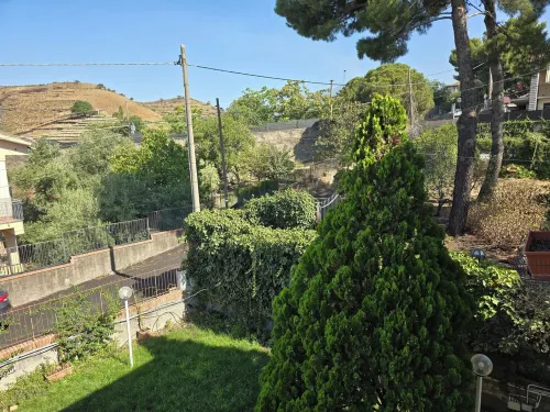 Etnea99: your home between Etna and the sea Hotels in Pedara