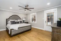 100% - 5 Star Reviews!   Clean, Safe & Enjoyable Home Away from Home!