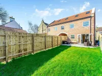 Luxury accommodation for families and couples. Nestled between the North York...