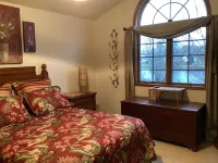 Cozy condo on the Wolf River in New London