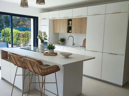 Luxury villa with pool & jacuzzi 20' from Cannes