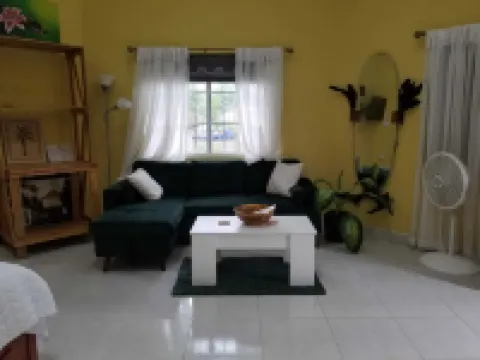 Belmopan Royal Villa