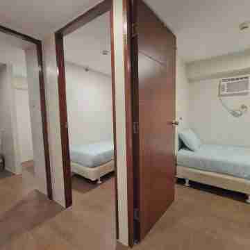 Quezon City 3 Bedroom Condo Unit with Pool Access<br><br> Rooms