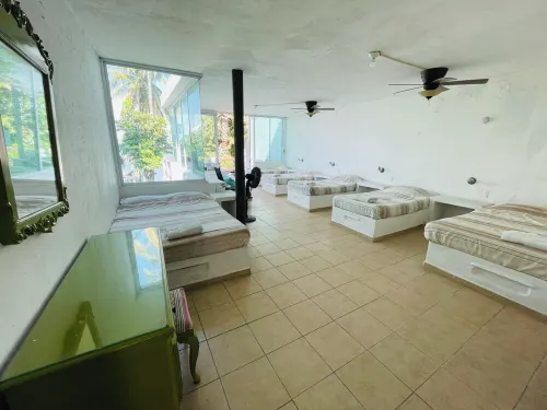 Casa Alfenapa lakeside and pet friendly Hotels in Tequesquitengo