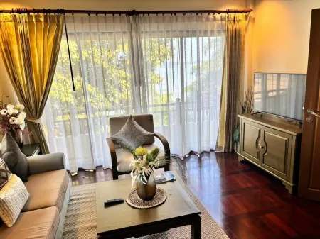 Ocean Front Villa with Stunning views and own private beach,relax, BBQ Отели рядом с достопримечательностью «Bang Rong»